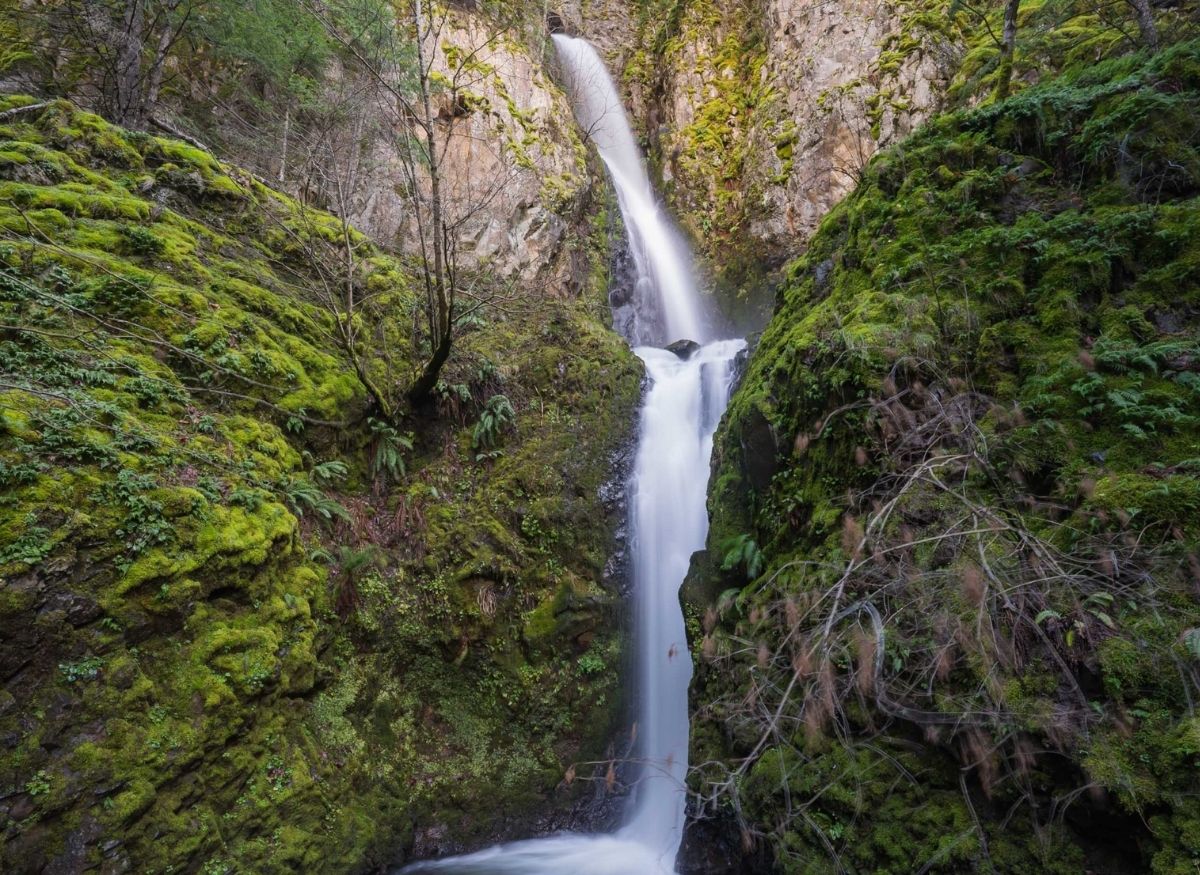 Waterfall Coorridor Photography